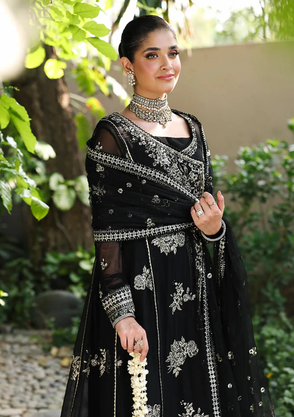 Roheenaz Aangan Chiffon Zyrah Black 3 Piece Lehenga Suit