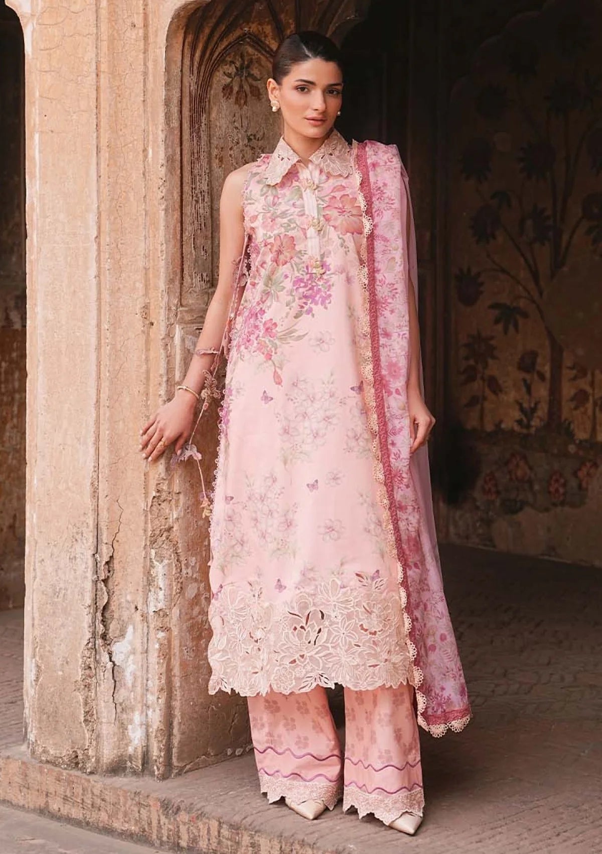 Zarqash Blush Pink 3 Piece Unstitched Embroidered Lawn Suit
