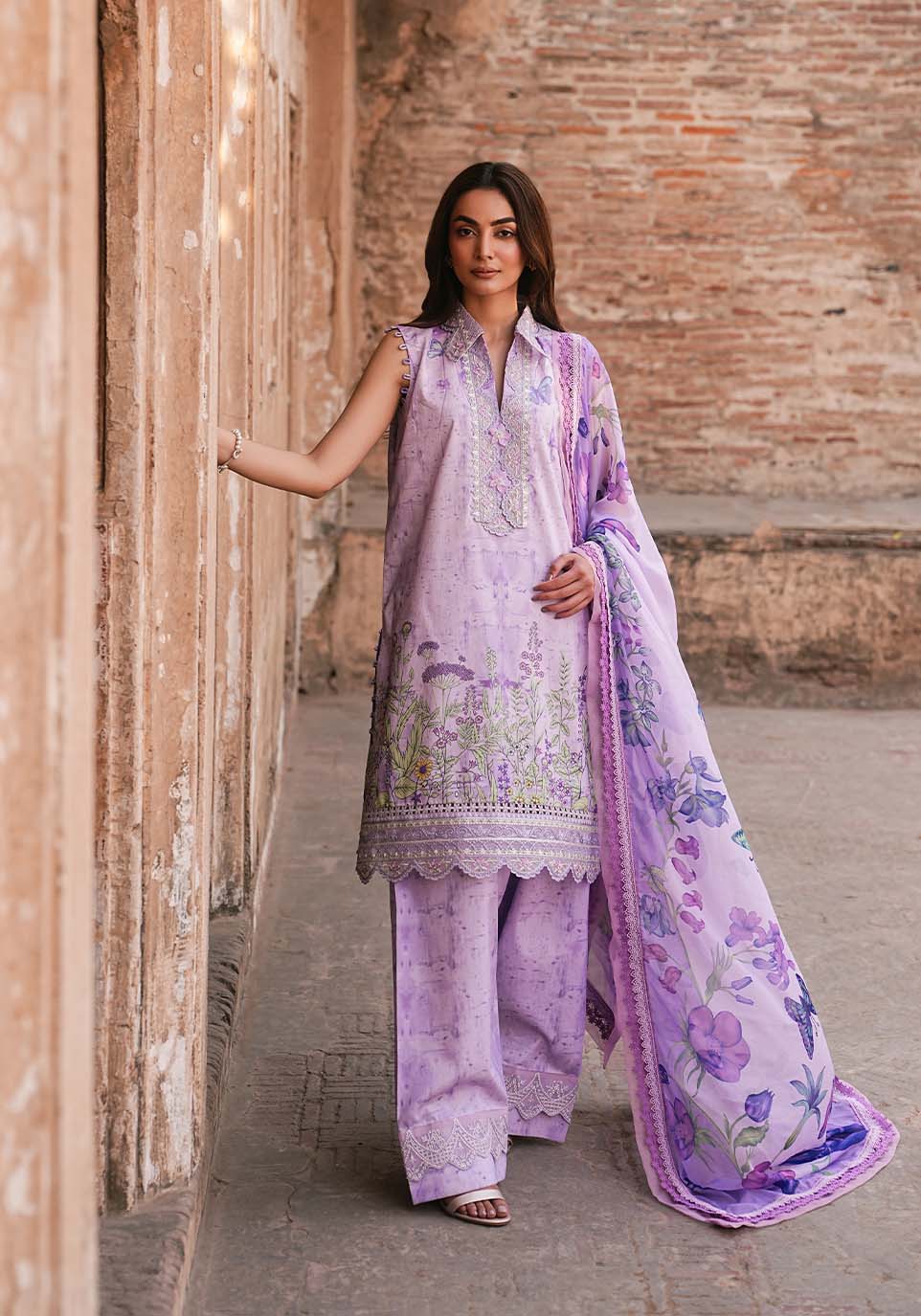 Zarqash Luxe Lawn Lilac 3 Piece Embroidered Lawn Suit