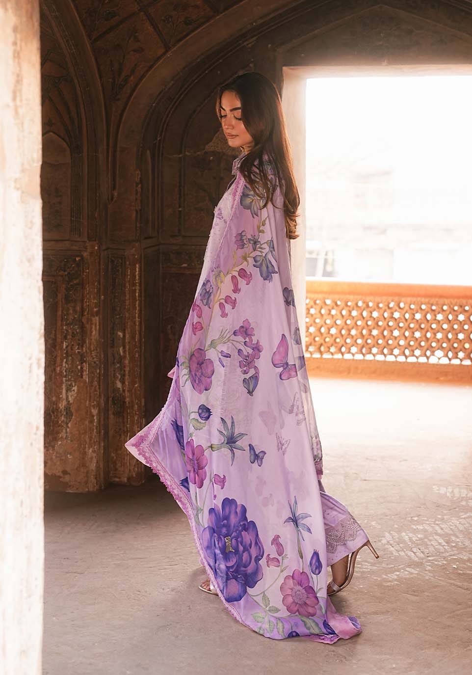 Zarqash Luxe Lawn Lilac 3 Piece Embroidered Lawn Suit
