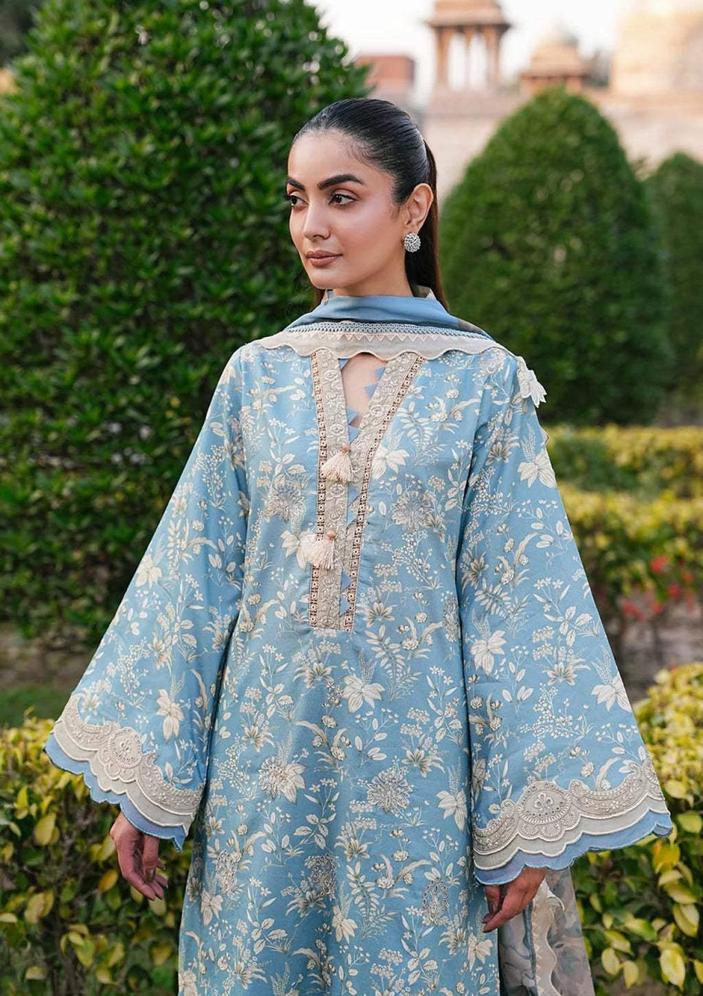 Zarqash Muted Teal 3 Piece Unstitched Embroidered Lawn Suit