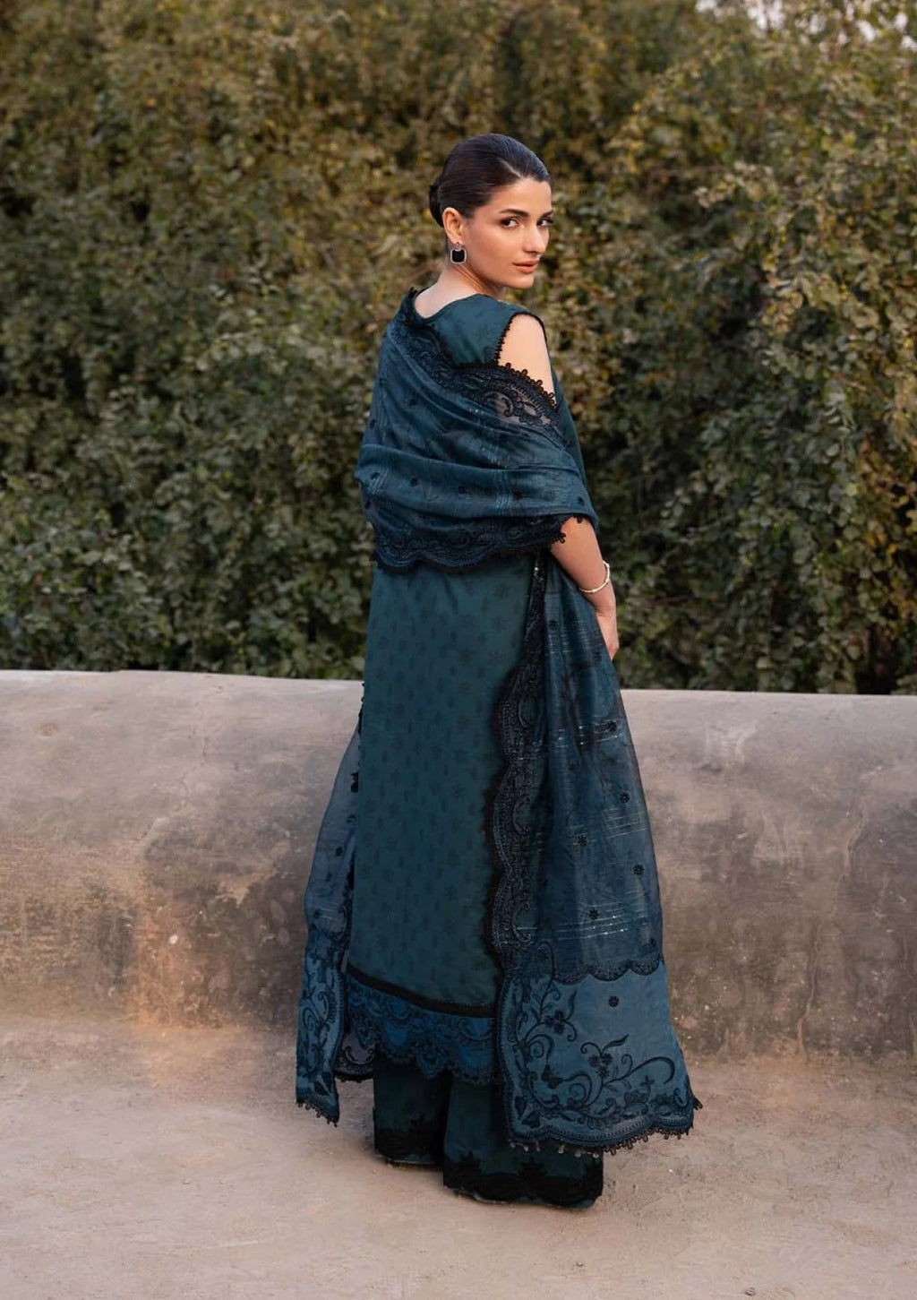 Zarqash Premium Lawn 3 Piece Unstitched Suit
